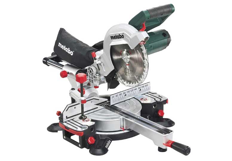 Margar gerðir af bútsögum og borðsögum